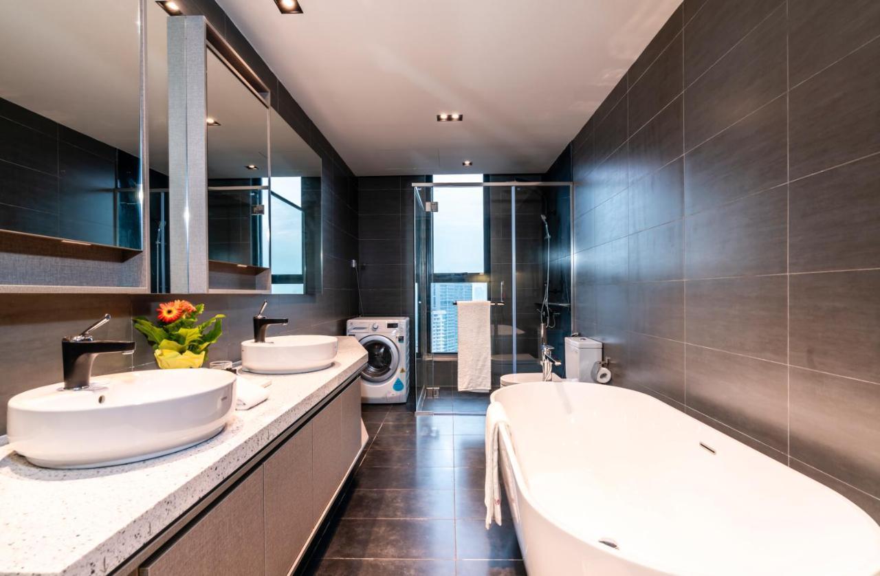 Expressionz Professional Suites By Mykey Global Kuala Lumpur Exteriér fotografie Bathroom